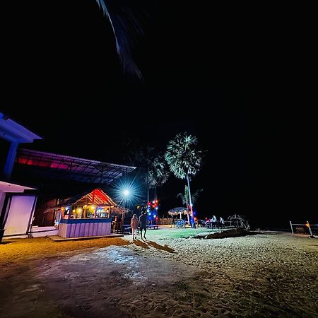Guitar Bay Arugambay Hotel Arugam Bay Buitenkant foto